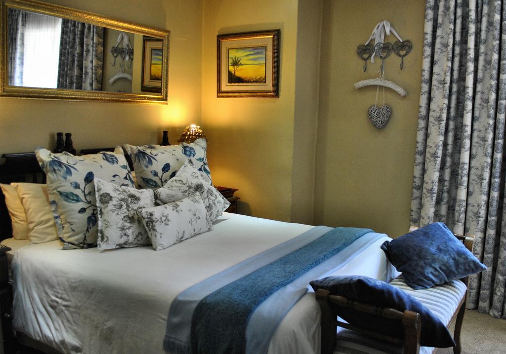 Le Chateau Guest House And Conference Centre Kempton Park Dış mekan fotoğraf